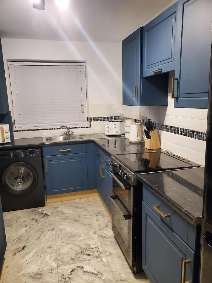 Amazing 2 Bedrooms House Bridgend  Apartment